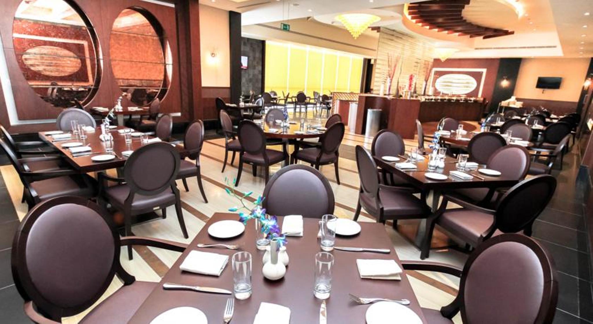 Danat Capital Hotel Abu Dhabi Buitenkant foto